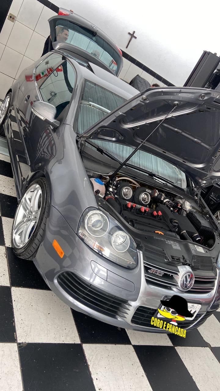 r32