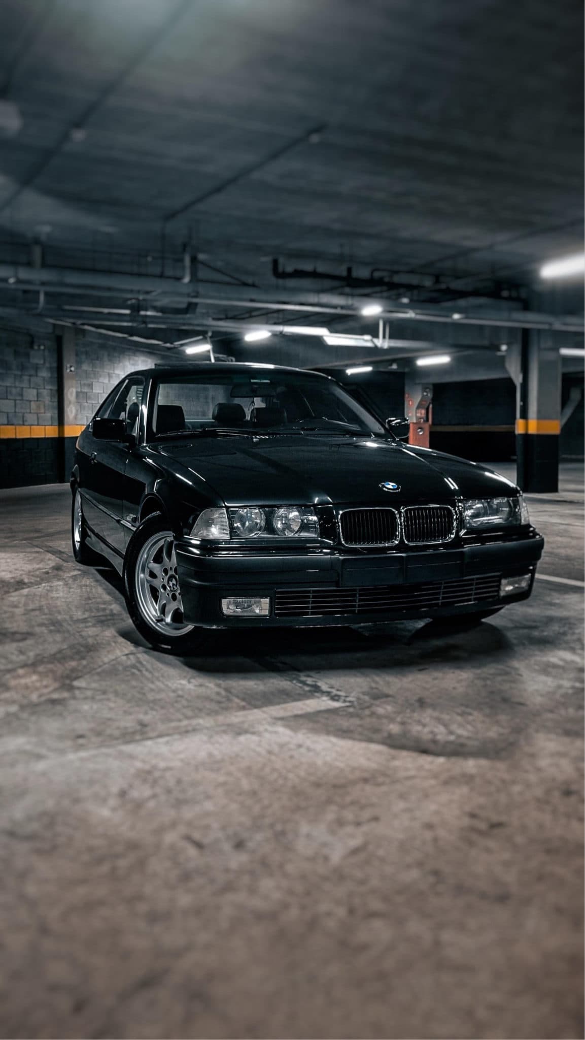 BMW 328i Coupe 1996 E36
Nunca batida, nenhum retoque.
236 mil km de inúmeras memórias.